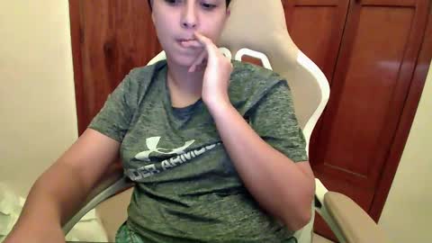 Laurent online show from 01-12-25, 05:56