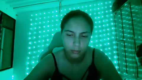 Laurent online show from 01-31-25, 04:03