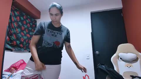 Laurent online show from 02-17-25, 05:47