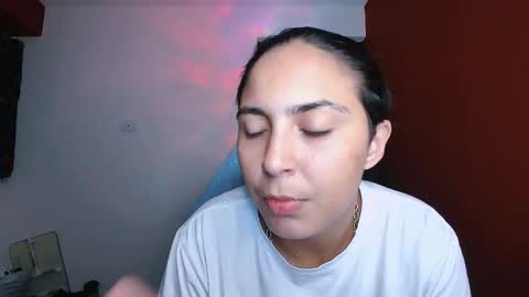 Laurent online show from 02-18-25, 03:21