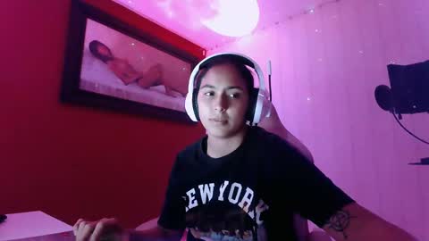 Laurent online show from 02-22-25, 11:46