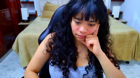 laurent online show from 12-04-25, 03:16