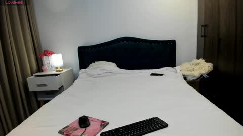 Snapshot of laurent_jones chatting on 03-08-25, 05:07 daniela angel online show from 03-08-25, 05:07