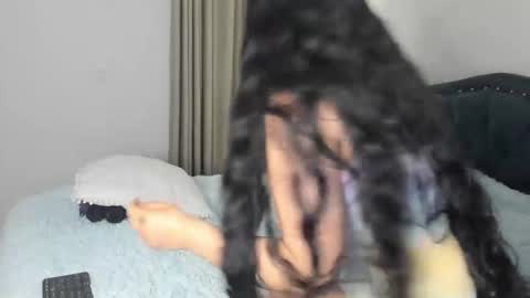 daniela angel     online show from 12-22-25, 02:52