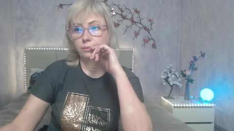 Lauren online show from 03-13-26, 12:12