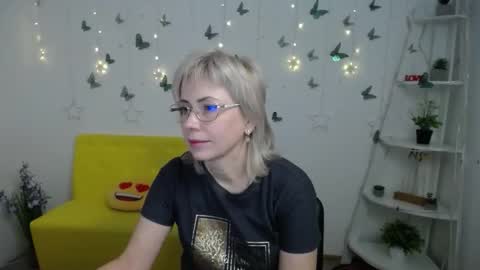 Lauren online show from 03-17-26, 06:28