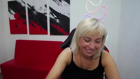 Lauren online show from 07-17-26, 11:39