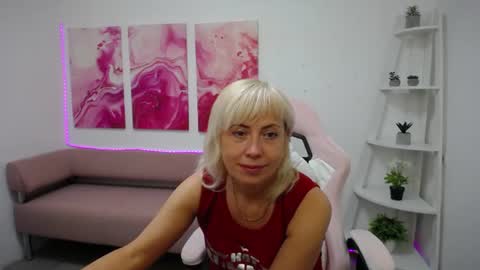 Lauren online show from 07-27-26, 08:54
