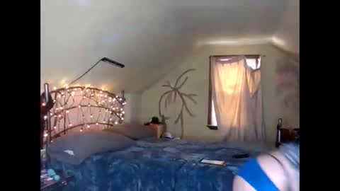 Lauren online show from 03-04-25, 08:16