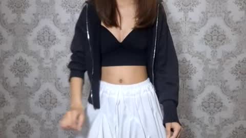 Snapshot of laurideklerk chatting on 03-11-26, 11:05 Hannah online show from 03-11-26, 11:05