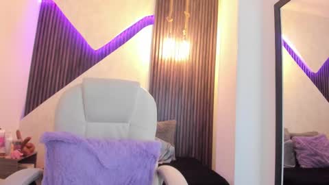 Lau online show from 02-14-25, 07:12