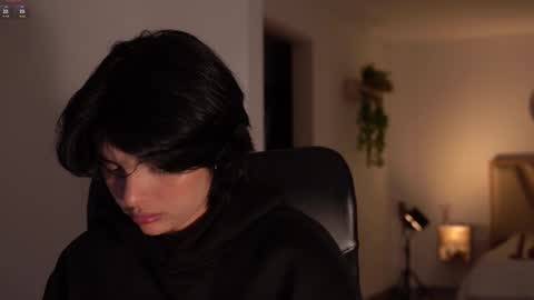 laurita_4 online show from 02-06-26, 01:25