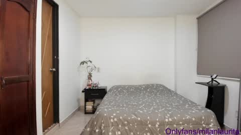 laura   online show from 12-24-24, 01:38