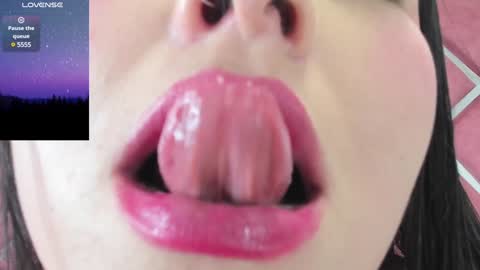 Snapshot of lauryjonson_ chatting on 12-16-24, 09:31 LauryJonson online show from 12-16-24, 09:31