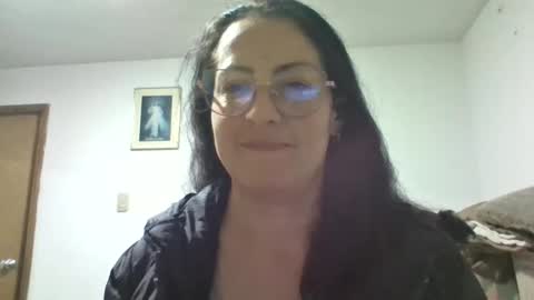 Laury  online show from 04-28-26, 03:22