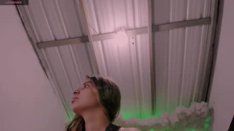 Lauu G online show from 02-27-25, 02:32