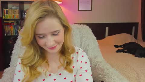 Lav online show from 09-19-25, 07:47