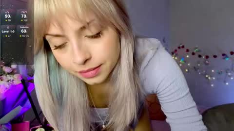 Snapshot of lavenderlav chatting on 09-12-25, 09:42 Melissa online show from 09-12-25, 09:42