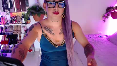 Snapshot of laveneno_ortiz07 chatting on 05-03-26, 11:33 Cristina online show from 05-03-26, 11:33