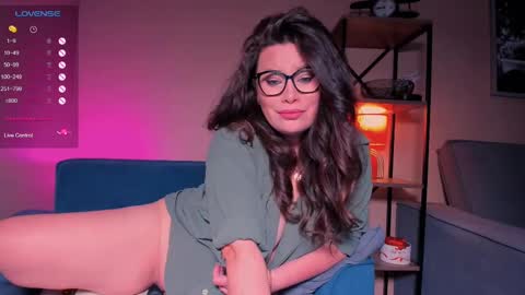 Snapshot of laverna_black chatting on 02-10-25, 03:46 Laverna online show from 02-10-25, 03:46