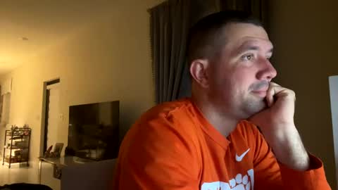 Snapshot of law_cambio chatting on 01-09-25, 10:31 law_cambio online show from 01-09-25, 10:31