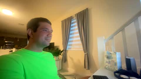 Snapshot of law_cambio chatting on 11-17-25, 12:44 law_cambio online show from 11-17-25, 12:44