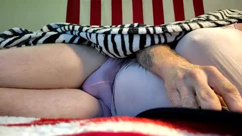 Snapshot of lawerenceingram46 chatting on 09-22-25, 04:25 lawerenceingram46 online show from 09-22-25, 04:25