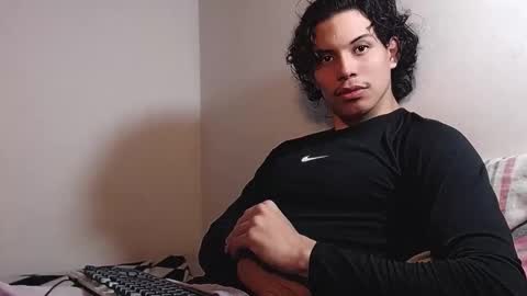 ZAmbrano online show from 04-21-26, 05:58