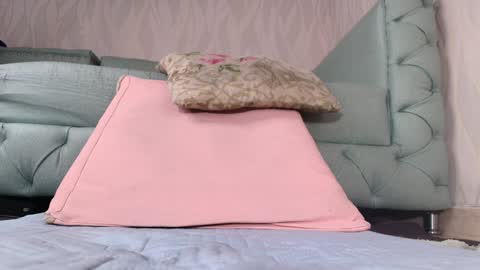 Lay Madison  online show from 02-06-25, 10:32