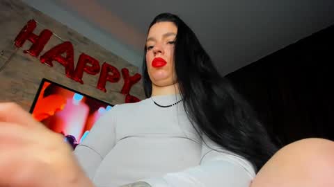 Snapshot of laya_moon chatting on 09-09-25, 06:46 LayaMoon online show from 09-09-25, 06:46