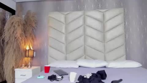 Snapshot of layadoll chatting on 11-14-25, 11:09 laya online show from 11-14-25, 11:09