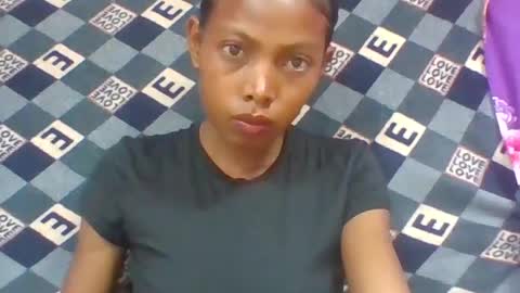 layah157855 online show from 07-15-26, 04:51