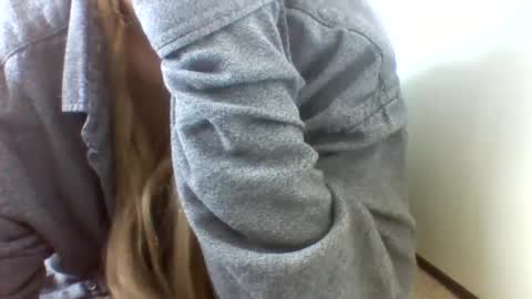 layannalea online show from 09-26-25, 09:41