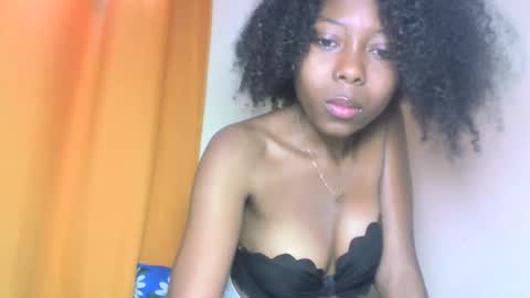 layannek online show from 09-22-25, 06:26