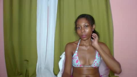 layannek online show from 04-14-26, 06:14