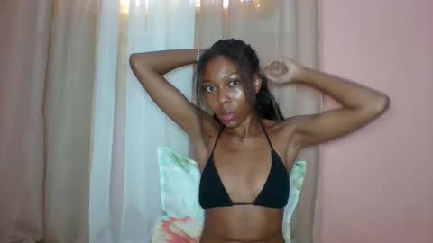 Snapshot of layannek chatting on 05-25-26, 05:02 layannek online show from 05-25-26, 05:02