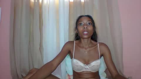 Snapshot of layannek chatting on 05-27-26, 05:04 layannek online show from 05-27-26, 05:04