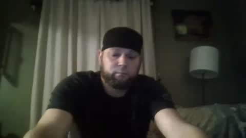 Snapshot of layinlow42 chatting on 01-01-25, 12:11 layinlow42 online show from 01-01-25, 12:11