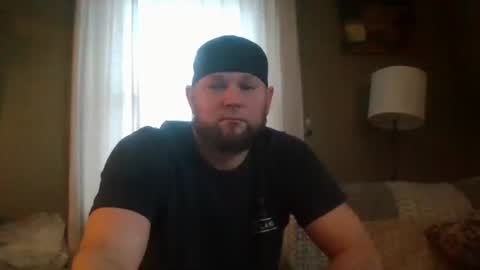 Snapshot of layinlow42 chatting on 01-09-25, 02:18 layinlow42 online show from 01-09-25, 02:18