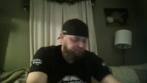 Snapshot of layinlow42 chatting on 02-20-25, 04:28 layinlow42 online show from 02-20-25, 04:28