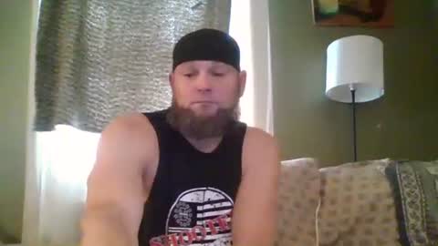 Snapshot of layinlow42 chatting on 11-02-25, 03:58 layinlow42 online show from 11-02-25, 03:58