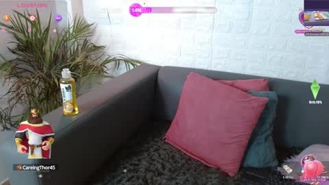 Layla online show from 01-29-25, 06:43