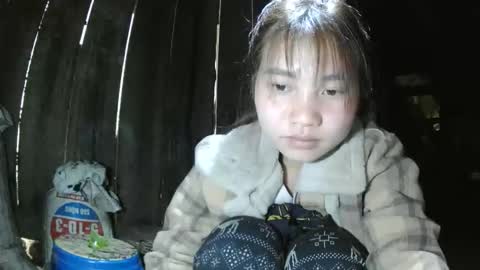 layla_999 online show from 03-08-26, 02:37