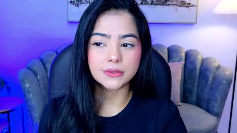 Layla Breezee online show from 05-21-26, 11:39