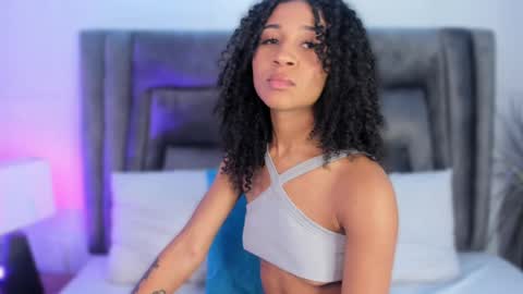 Snapshot of layla_clarke chatting on 03-05-25, 03:29 layla_clarke online show from 03-05-25, 03:29