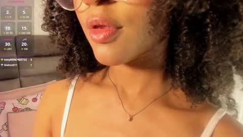 Snapshot of layla_clarke chatting on 10-21-25, 04:13 layla_clarke online show from 10-21-25, 04:13