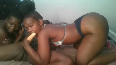 Snapshot of layla_cutiee chatting on 02-27-26, 07:41 layla_cutiee online show from 02-27-26, 07:41