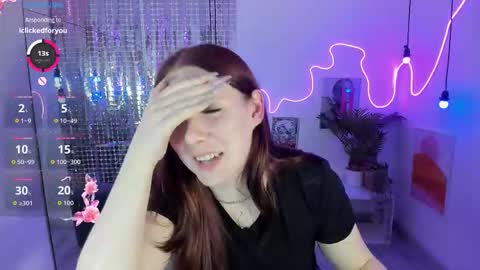 Snapshot of layla_glam chatting on 10-20-25, 05:46 layla_glam online show from 10-20-25, 05:46