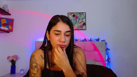 Lia and Rachel online show from 10-02-25, 01:12