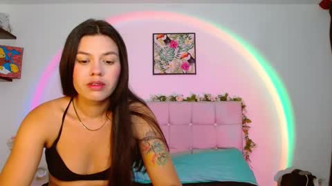 Lia and Rachel online show from 10-05-25, 02:10